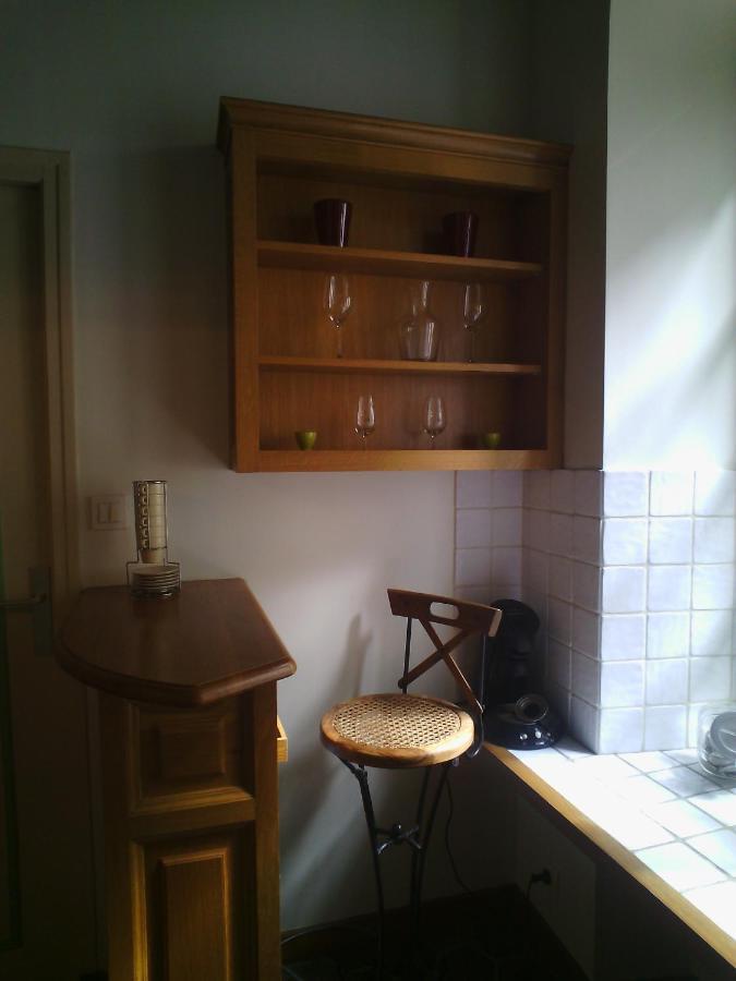 Les Appartements De Шабли Екстериор снимка